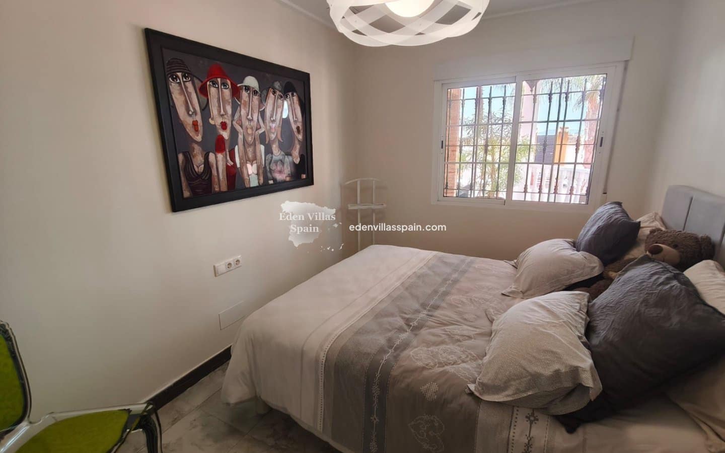 4 slaapkamer Villa te koop in Alicante stad met zwembad garage - € 695.000 (Ref: 9994597)