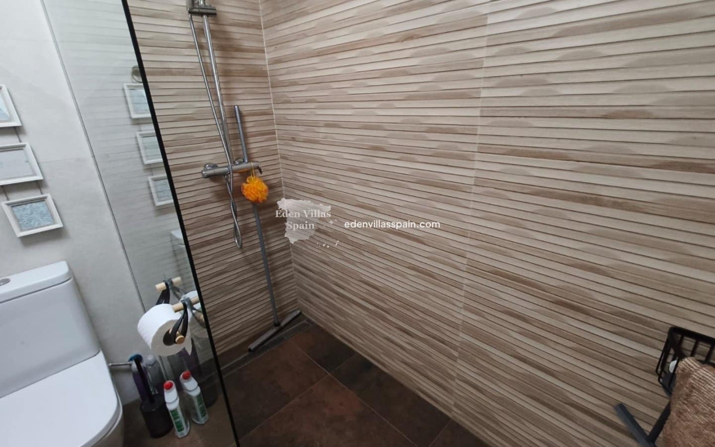 4 slaapkamer Villa te koop in Alicante stad met zwembad garage - € 695.000 (Ref: 9994597)