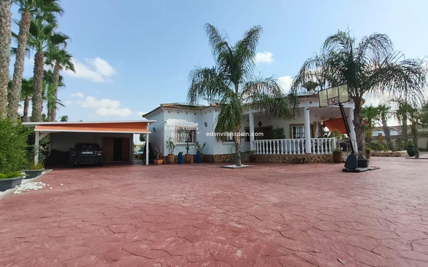 4 soverom Villa til salgs i Catral med svømmebasseng garasje - € 695 000 (Ref: 9994599)