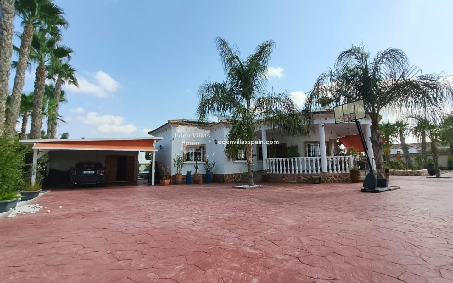 4 soverom Villa til salgs i Catral med svømmebasseng garasje - € 695 000 (Ref: 9994599)