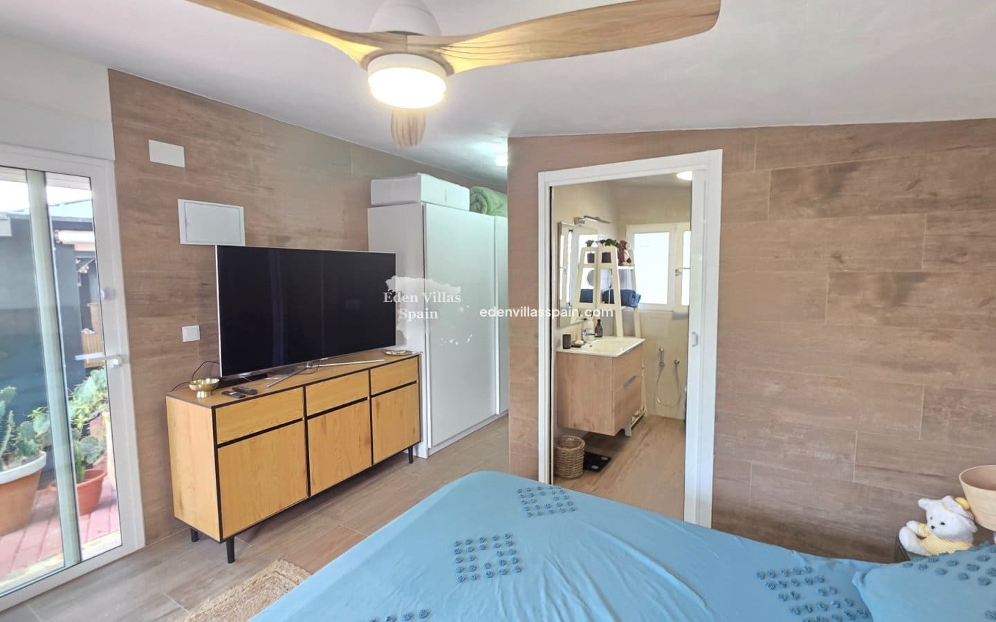 4 soverom Villa til salgs i Catral med svømmebasseng garasje - € 695 000 (Ref: 9994599)