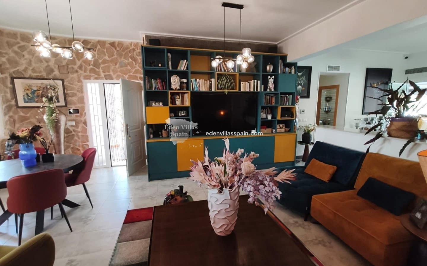 4 soverom Villa til salgs i Catral med svømmebasseng garasje - € 695 000 (Ref: 9994599)