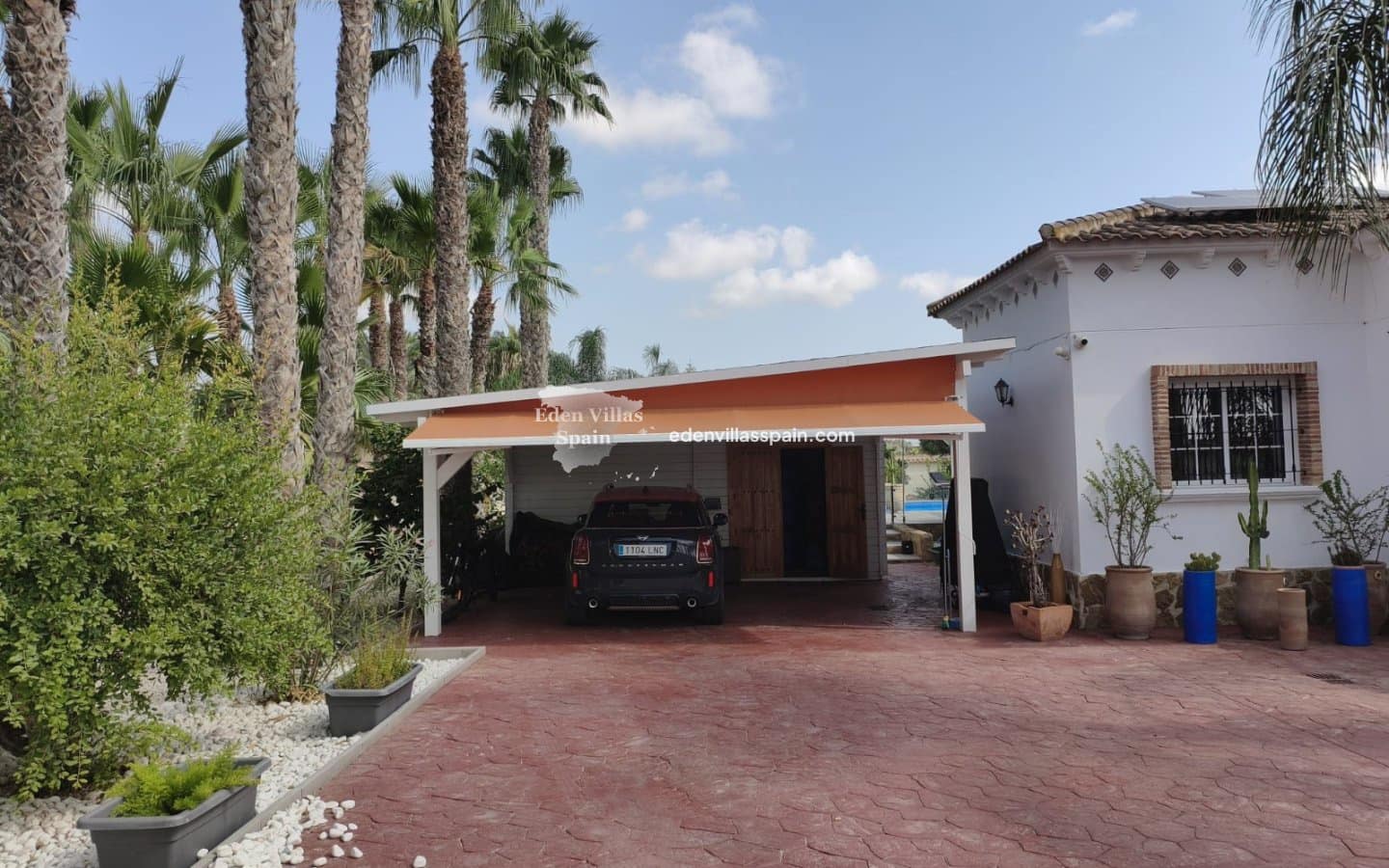 4 soverom Villa til salgs i Catral med svømmebasseng garasje - € 695 000 (Ref: 9994599)