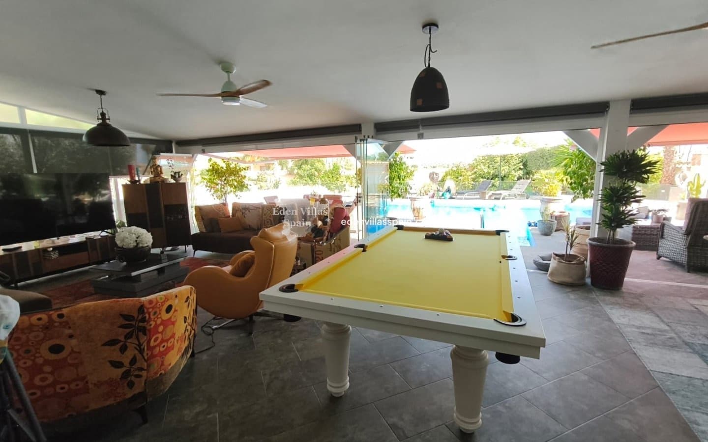4 soverom Villa til salgs i Catral med svømmebasseng garasje - € 695 000 (Ref: 9994599)