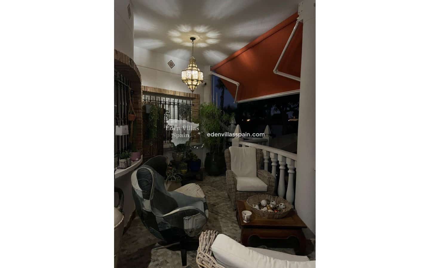 4 soverom Villa til salgs i Catral med svømmebasseng garasje - € 695 000 (Ref: 9994599)