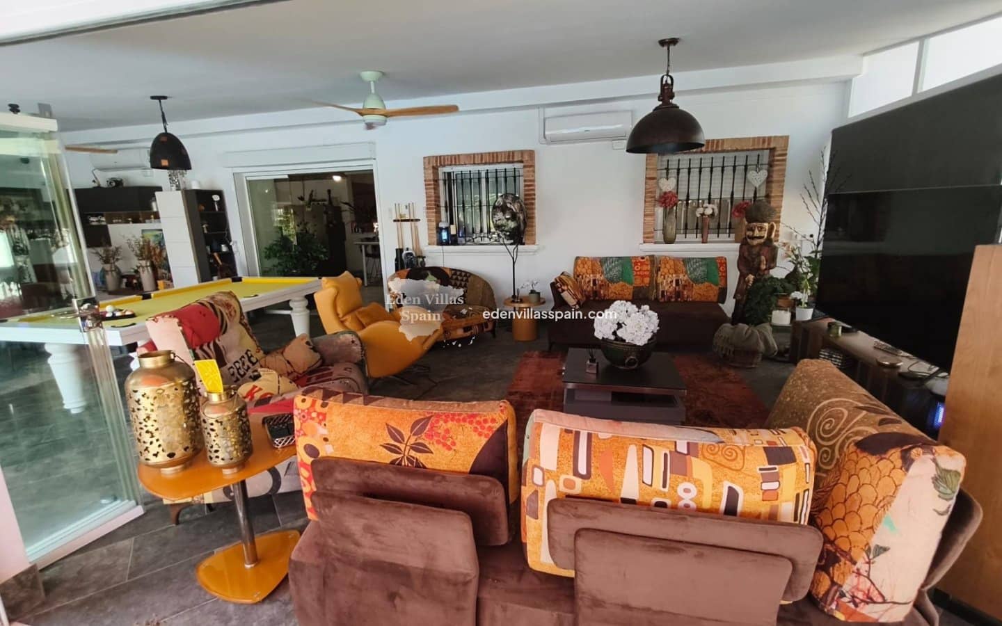 4 soverom Villa til salgs i Catral med svømmebasseng garasje - € 695 000 (Ref: 9994599)