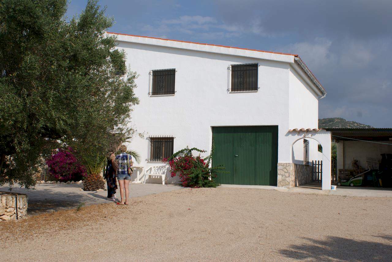 5 slaapkamer Villa te koop in L'Ampolla met zwembad garage - € 400.000 (Ref: 2668963)