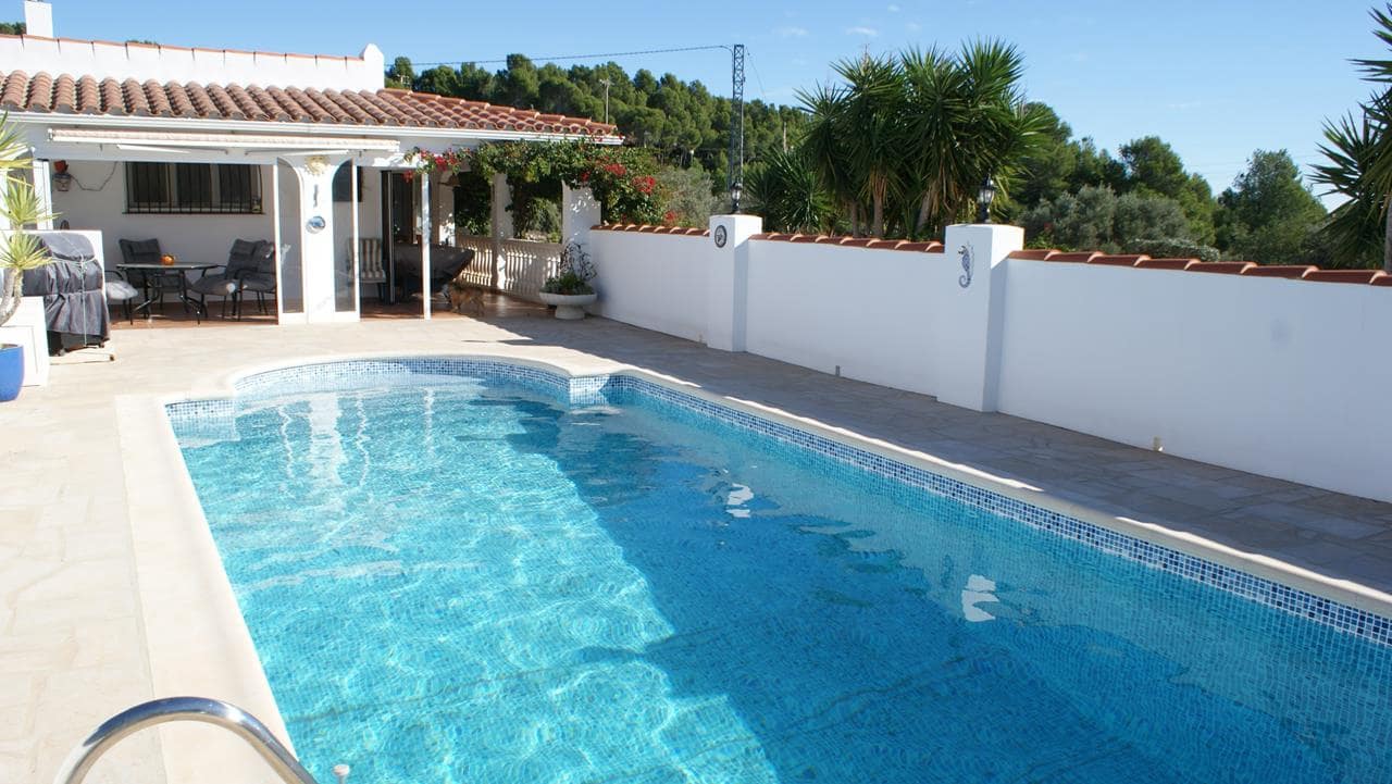 4 soveværelse Finca/Landehus til salg i El Perello med swimmingpool - € 495.000 (Ref: 6443269)