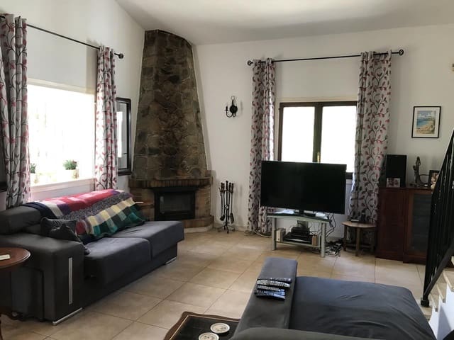 5 sovrum Villa till salu i L'Ampolla med pool - 399 000 € (Ref: 7555453)