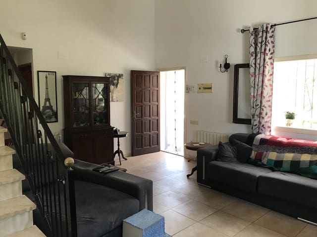 5 sovrum Villa till salu i L'Ampolla med pool - 399 000 € (Ref: 7555453)