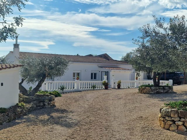 3 sovrum Finca/Hus på landet till salu i El Perello med pool garage - 435 000 € (Ref: 9170209)