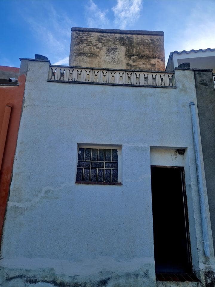 Byhus til salg i El Perello - € 115.000 (Ref: 9388157)