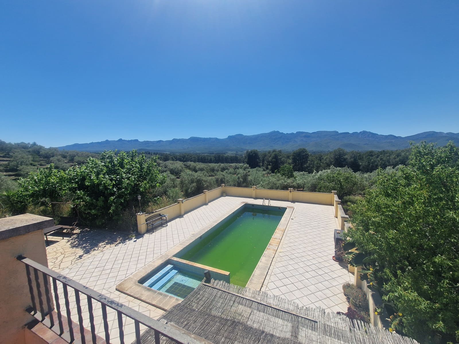 3 chambre Finca/Maison de Campagne à vendre à Tivissa avec piscine garage - 298 000 € (Ref: 9867411)