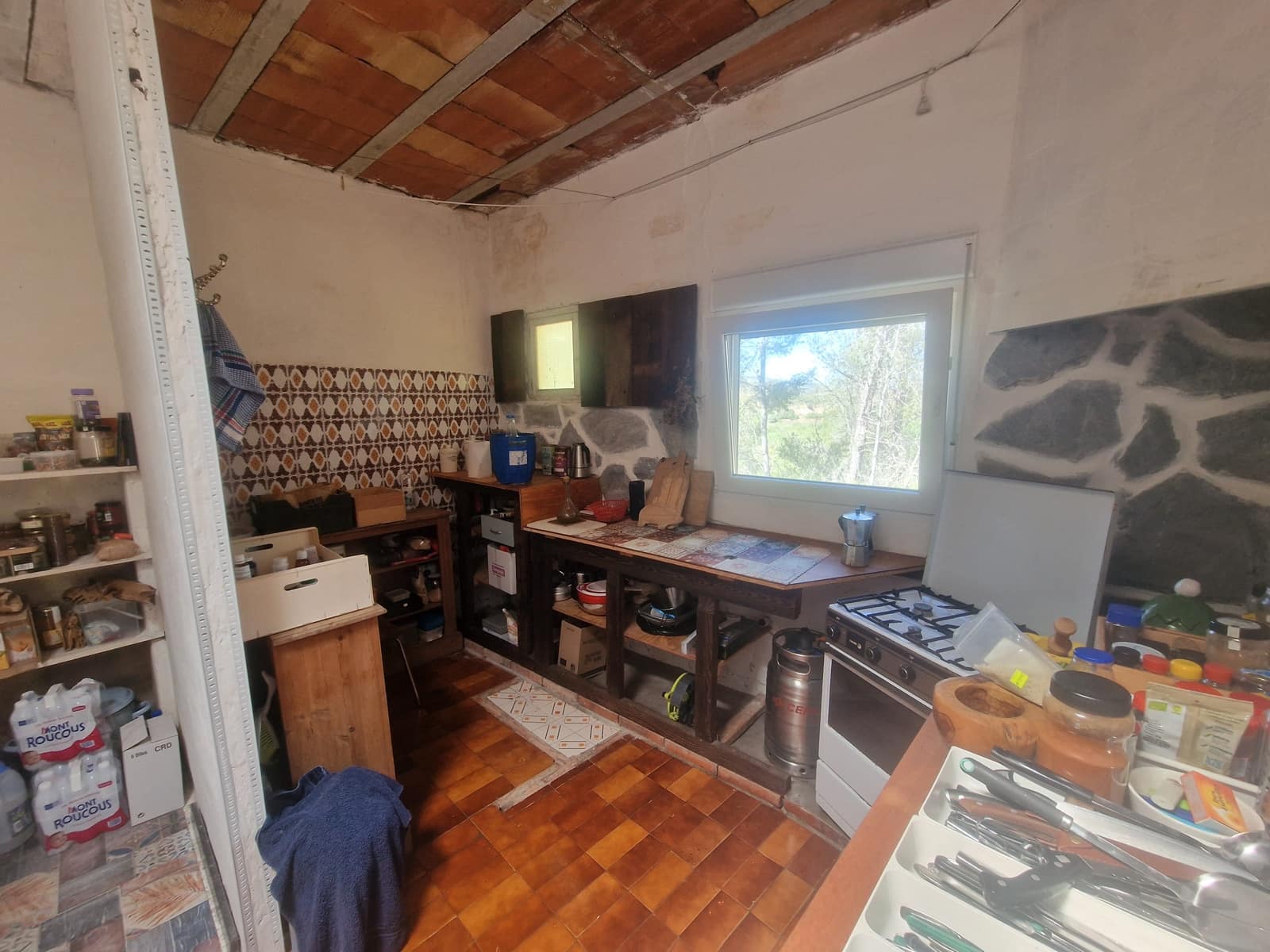 3 bedroom Finca/Country House for sale in El Pinell de Brai with pool - € 113,000 (Ref: 9867415)