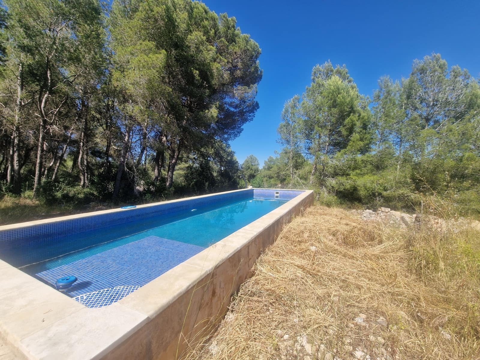 3 bedroom Finca/Country House for sale in El Pinell de Brai with pool - € 113,000 (Ref: 9867415)