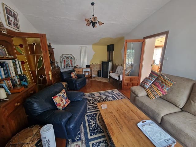 4 slaapkamer Finca/Landhuis te koop in El Perelló met zwembad garage - € 360.000 (Ref: 9965658)