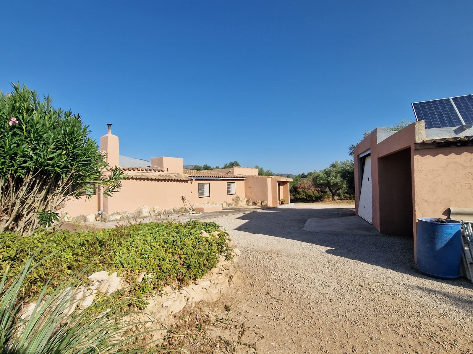 4 slaapkamer Finca/Landhuis te koop in El Perello met zwembad garage - € 360.000 (Ref: 9965658)