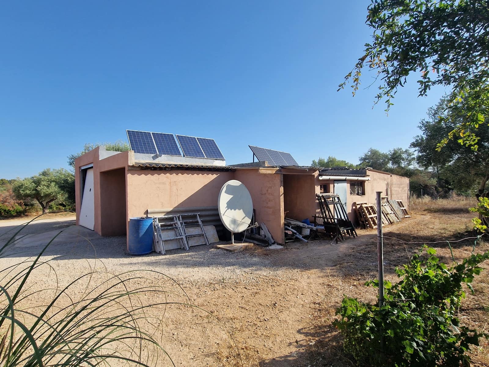 4 slaapkamer Finca/Landhuis te koop in El Perello met zwembad garage - € 360.000 (Ref: 9965658)