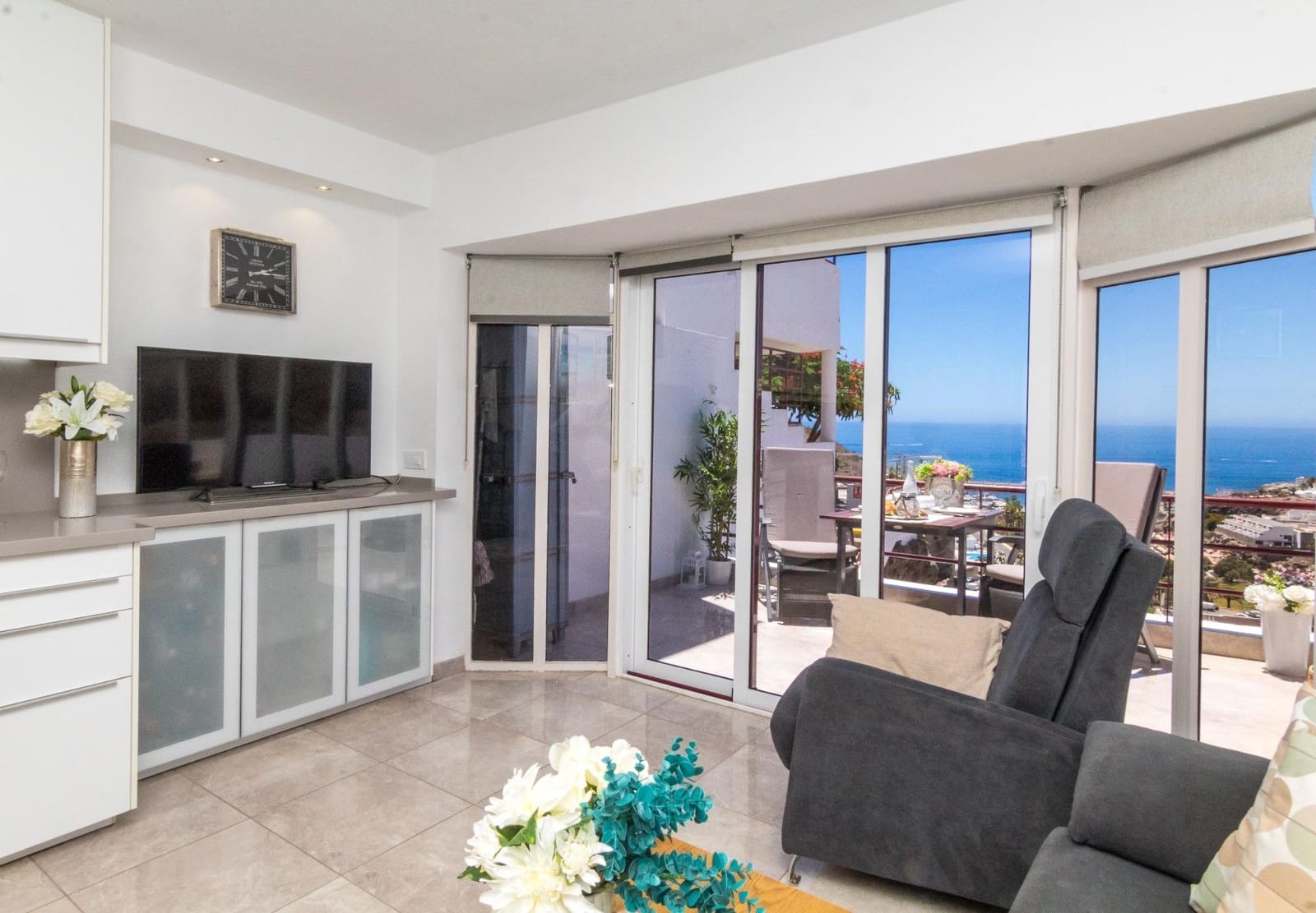 1 bedroom Apartment for sale in Puerto Rico with pool - € 249,000 (Ref: 10011497)