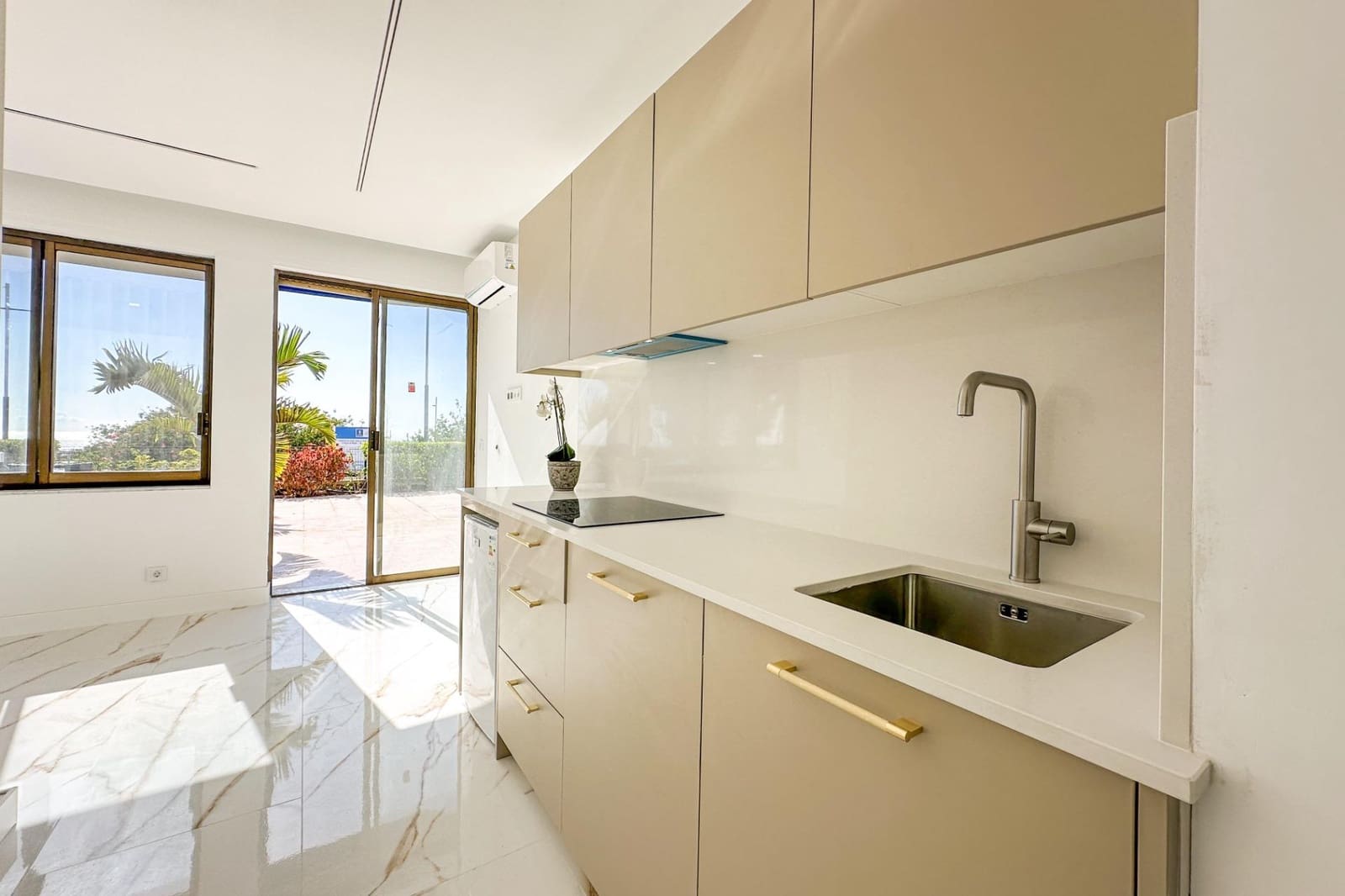 Studio for sale in Puerto Rico with pool - € 289,000 (Ref: 10168482)