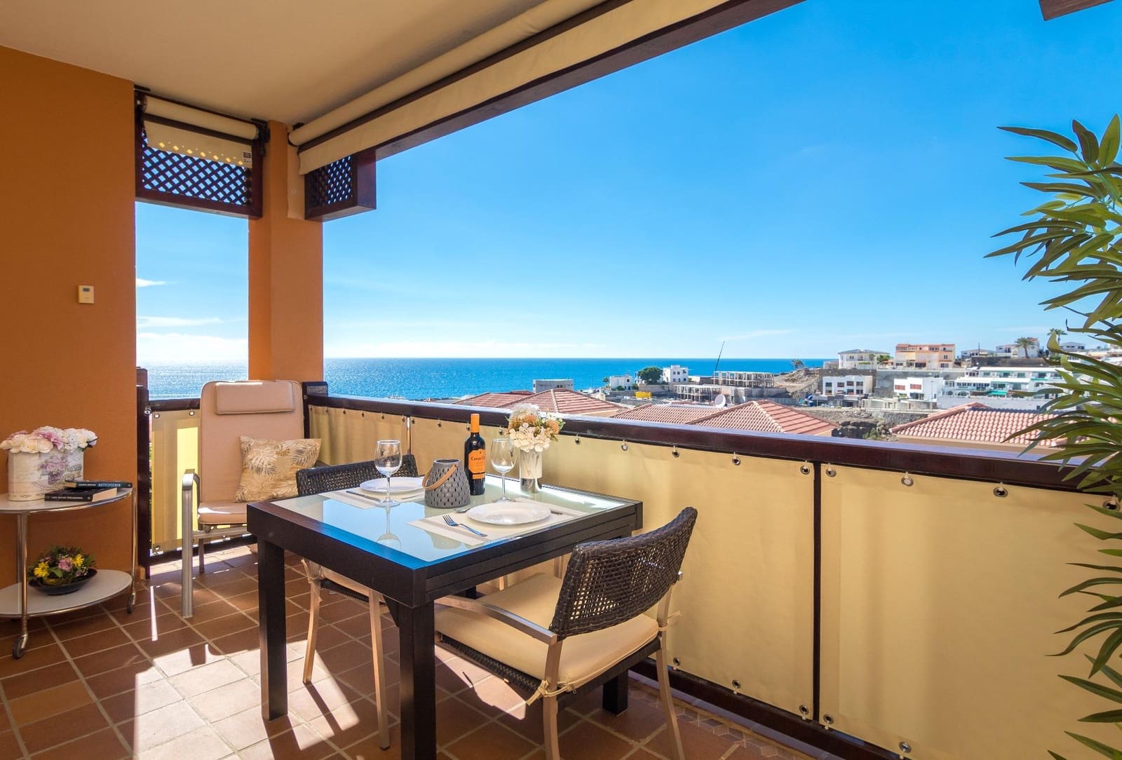 2 bedroom Apartment for sale in Mogan with pool garage - € 350,000 (Ref: 10174652)