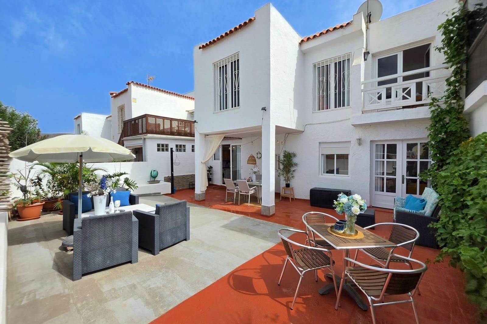 3 slaapkamer Appartement te koop in Mogan met zwembad - € 389.000 (Ref: 10187137)