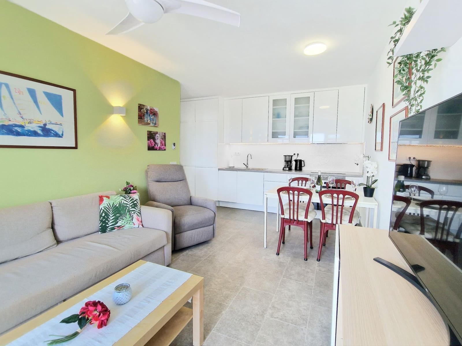 1 sovrum Lägenhet till salu i Puerto Rico med pool - 229 000 € (Ref: 10187139)