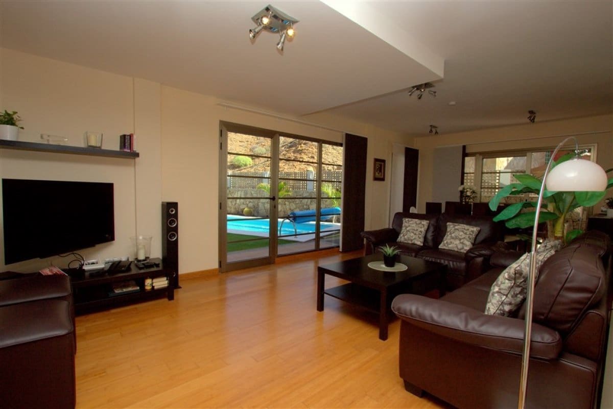 5 soveværelse Villa til salg i Tauro med swimmingpool - € 998.000 (Ref: 6256041)