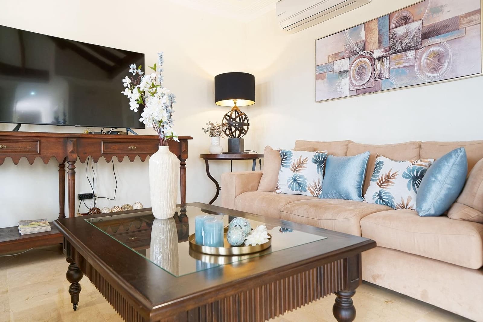 3 soverom Leilighet til salgs i Mogan med svømmebasseng garasje - € 750 000 (Ref: 7729500)