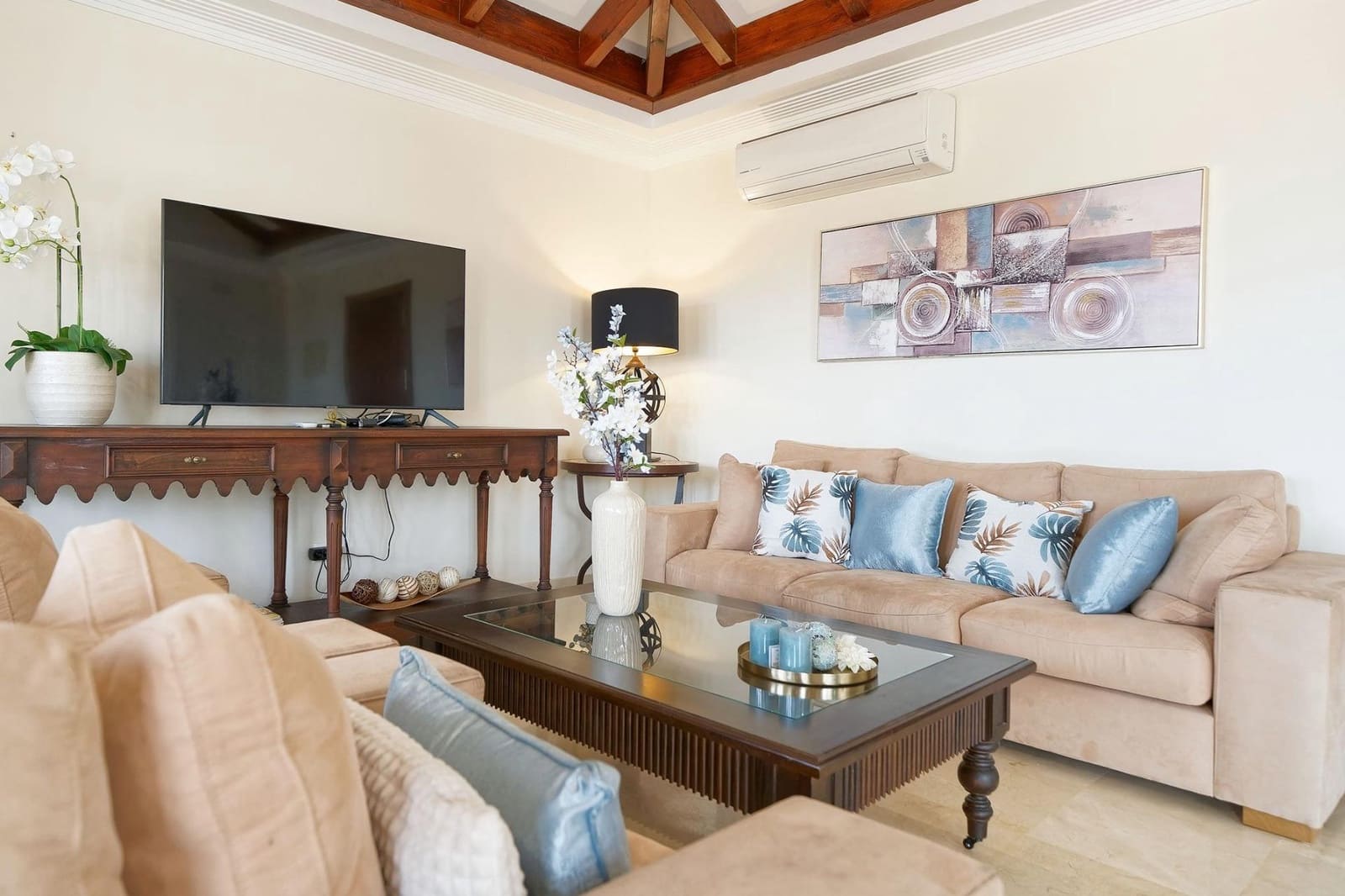 3 soverom Leilighet til salgs i Mogan med svømmebasseng garasje - € 750 000 (Ref: 7729500)