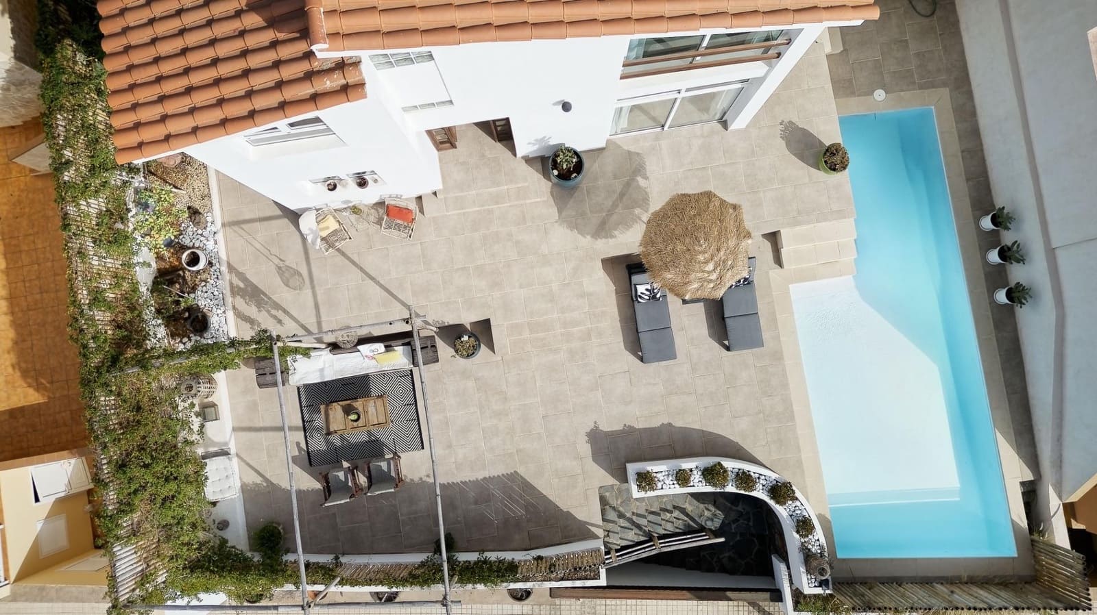 5 bedroom Villa for sale in Mogan with pool garage - € 1,150,000 (Ref: 8242992)