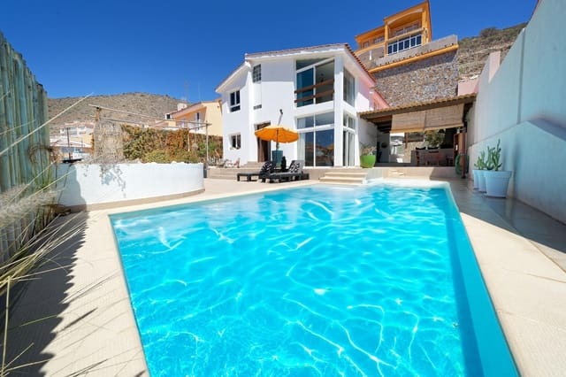 5 soveværelse Villa til salg i Mogán med swimmingpool garage - € 1.150.000 (Ref: 8242992)