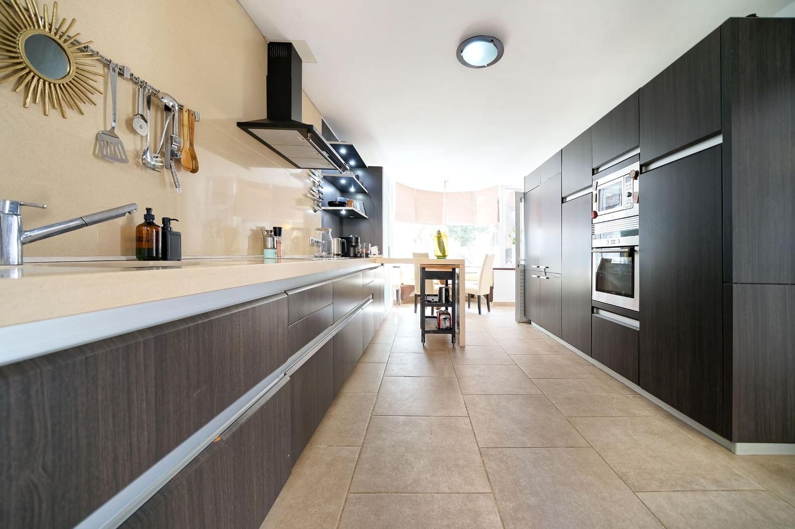 5 bedroom Villa for sale in Mogan with pool garage - € 1,150,000 (Ref: 8242992)