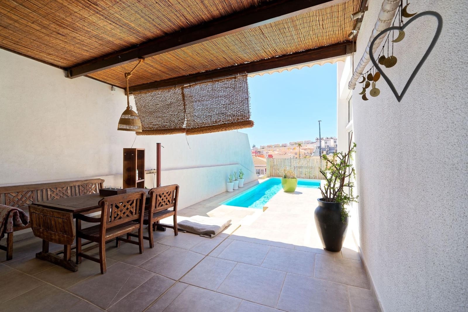 5 bedroom Villa for sale in Mogan with pool garage - € 1,150,000 (Ref: 8242992)