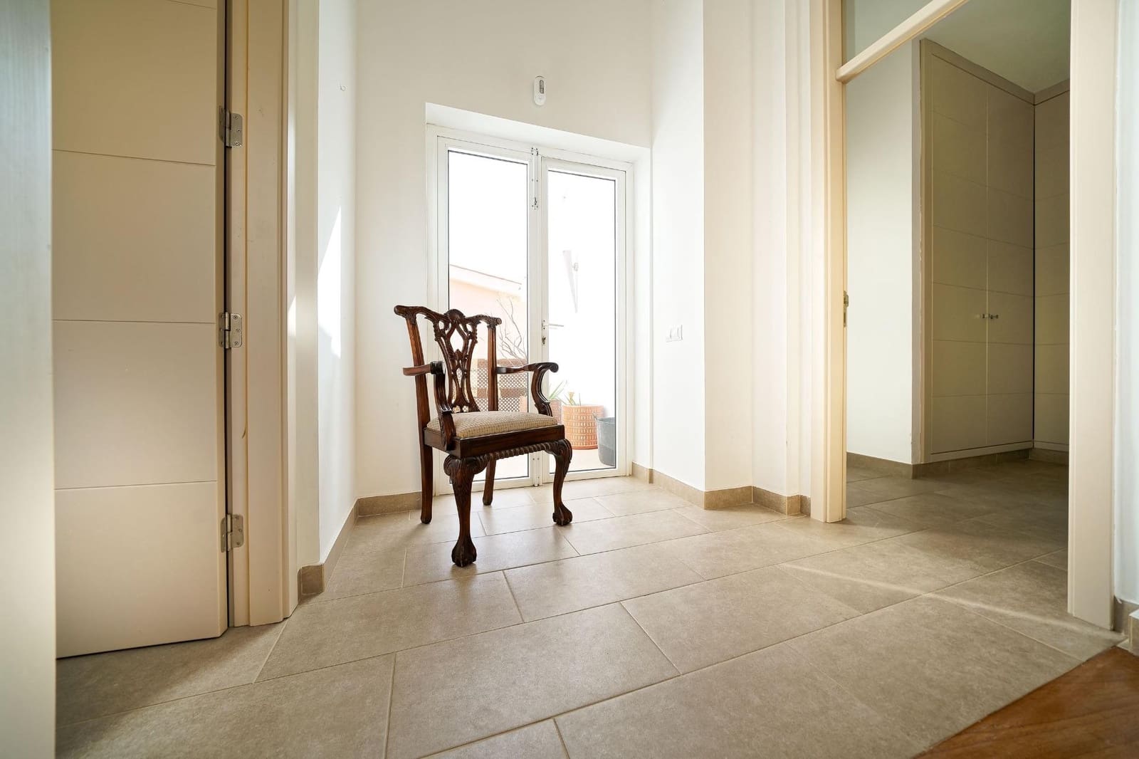 5 bedroom Villa for sale in Mogan with pool garage - € 1,150,000 (Ref: 8242992)