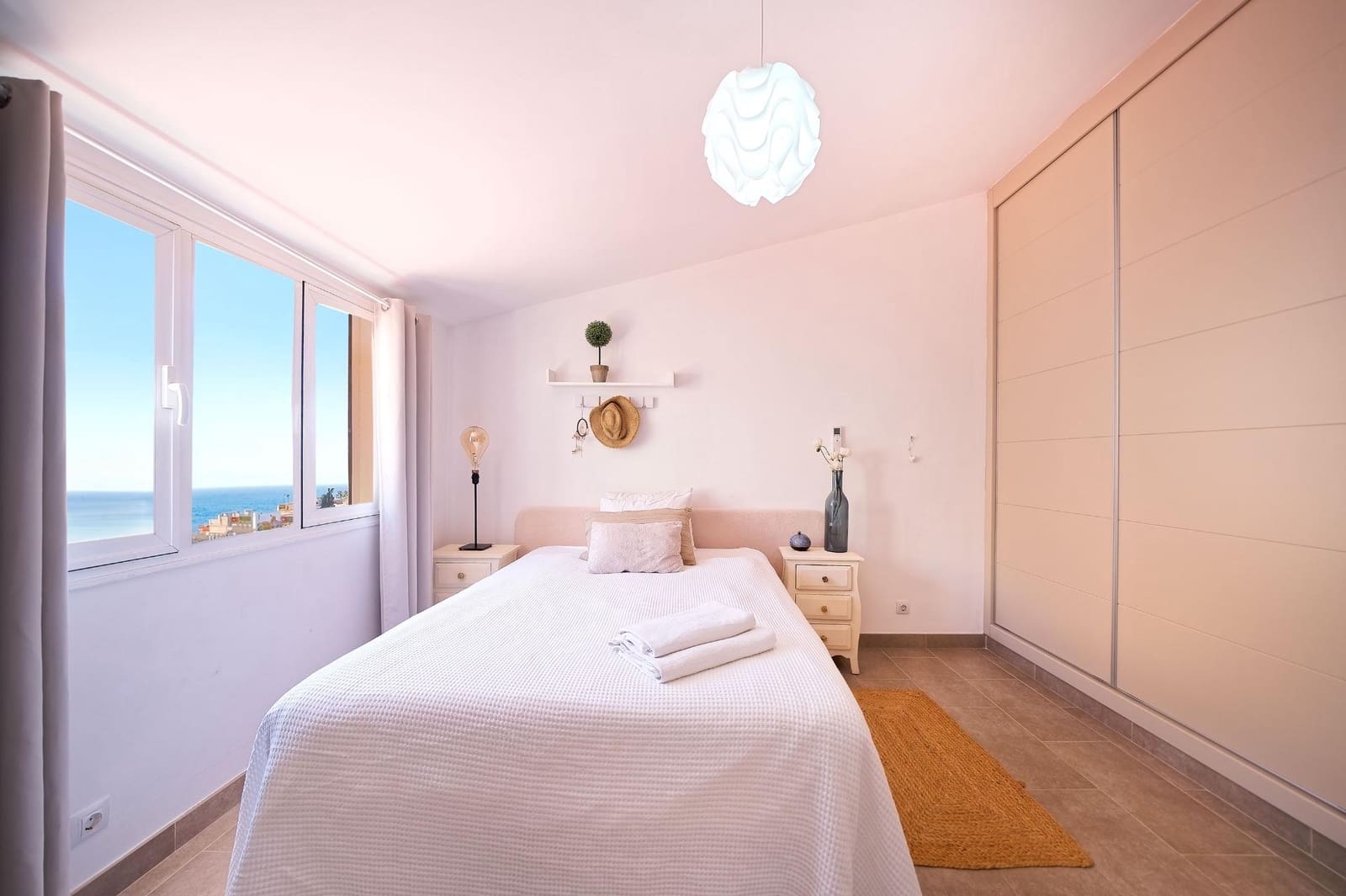 5 bedroom Villa for sale in Mogan with pool garage - € 1,150,000 (Ref: 8242992)