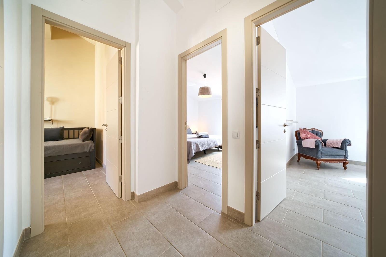 5 bedroom Villa for sale in Mogan with pool garage - € 1,150,000 (Ref: 8242992)