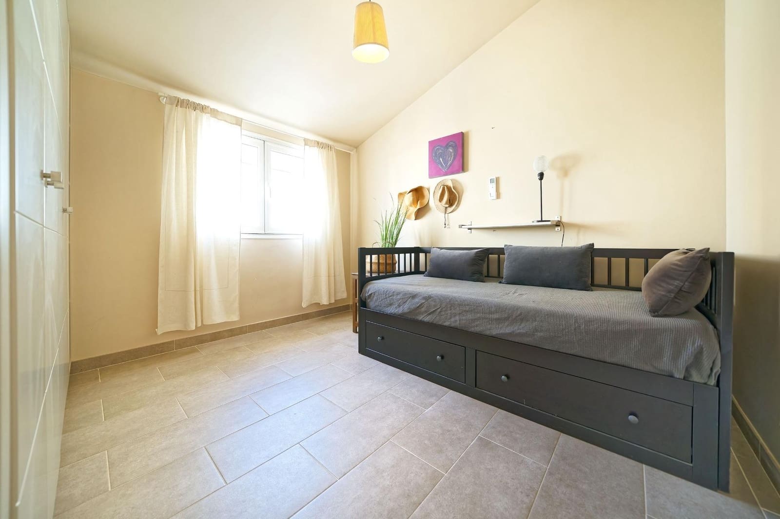 5 bedroom Villa for sale in Mogan with pool garage - € 1,150,000 (Ref: 8242992)