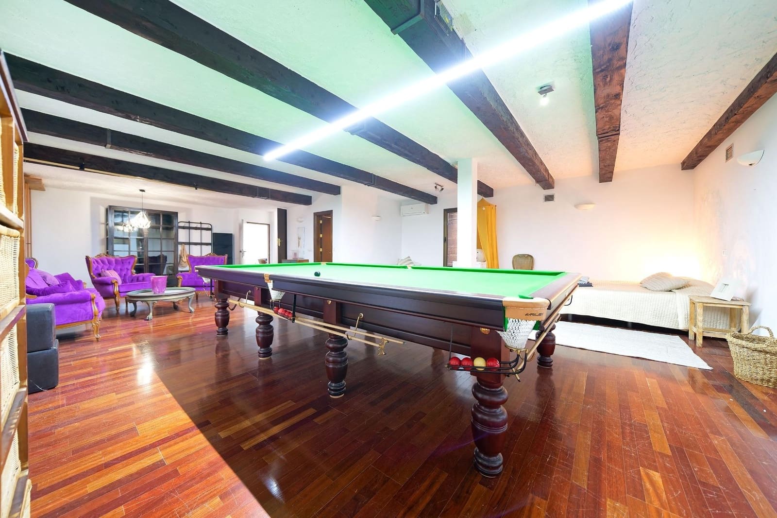 5 bedroom Villa for sale in Mogan with pool garage - € 1,150,000 (Ref: 8242992)