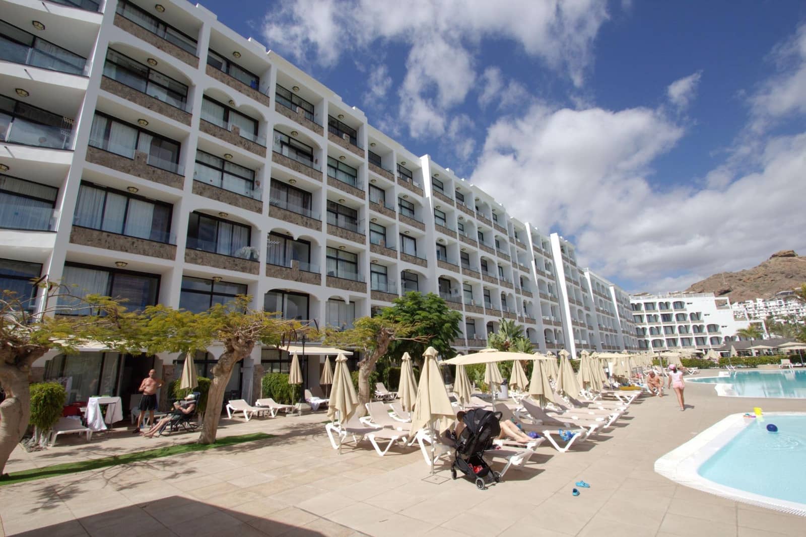 1 Zimmer Apartment zu verkaufen in Playa del Cura mit Pool - 239.000 € (Ref: 8912853)