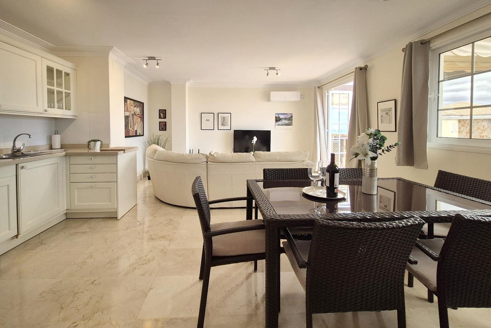 2 slaapkamer Appartement te koop in Mogan met zwembad - € 499.000 (Ref: 8929970)