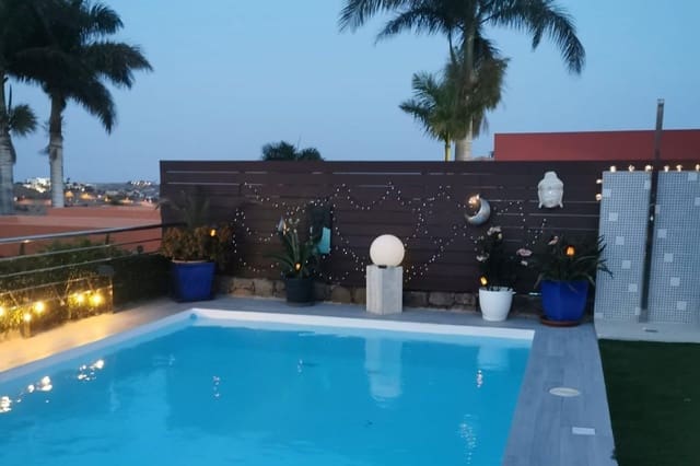 2 quarto Bungalow para venda em Salobre Golf, San Bartolomé de Tirajana com piscina - 775 000 € (Ref: 9062330)