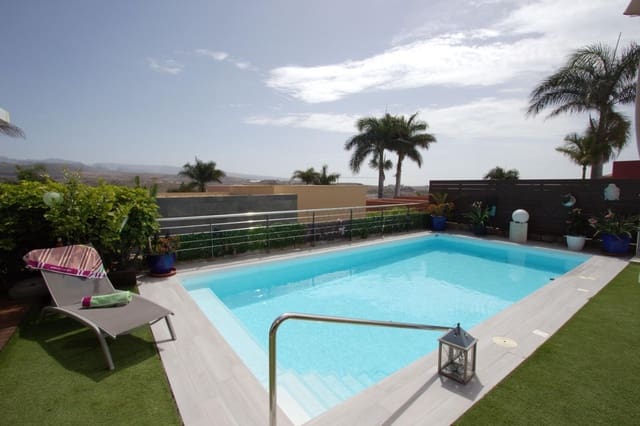 2 quarto Bungalow para venda em Salobre Golf, San Bartolomé de Tirajana com piscina - 775 000 € (Ref: 9062330)