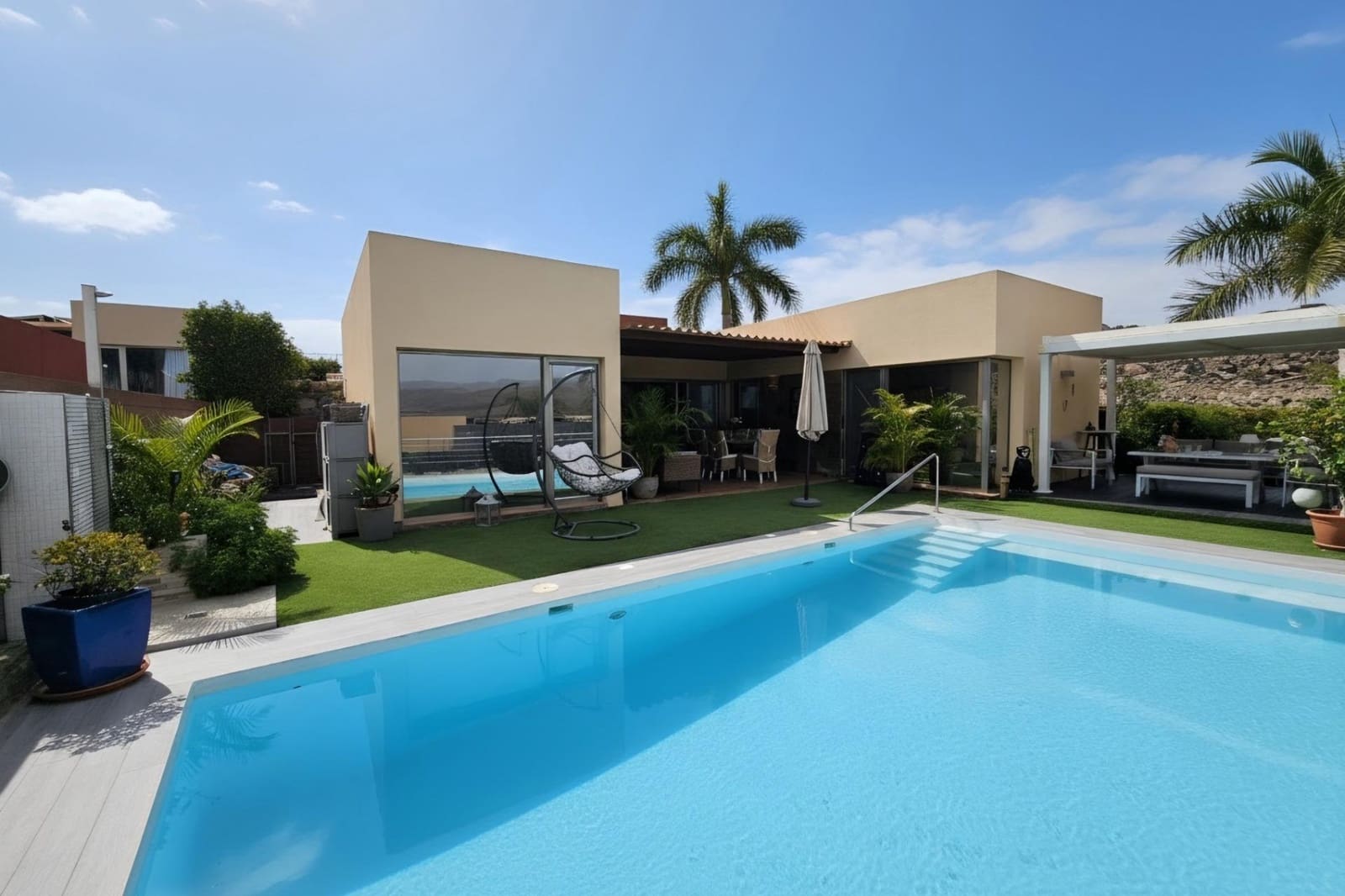 2 soverom Bungalow til salgs i Salobre Golf med svømmebasseng - € 729 000 (Ref: 9062330)