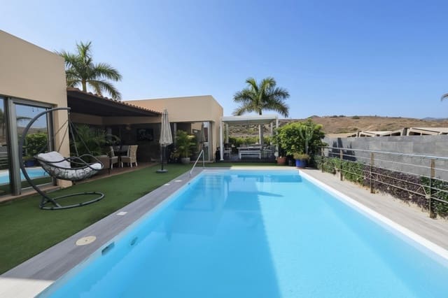 2 sypialnia Bungalow na sprzedaż w Salobre Golf, San Bartolomé de Tirajana z basenem - 729 000 € (Ref: 9062330)