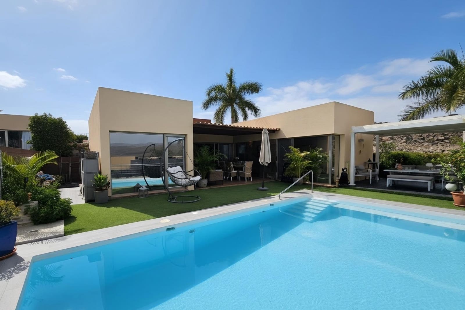2 soverom Bungalow til salgs i Salobre Golf med svømmebasseng - € 729 000 (Ref: 9062330)