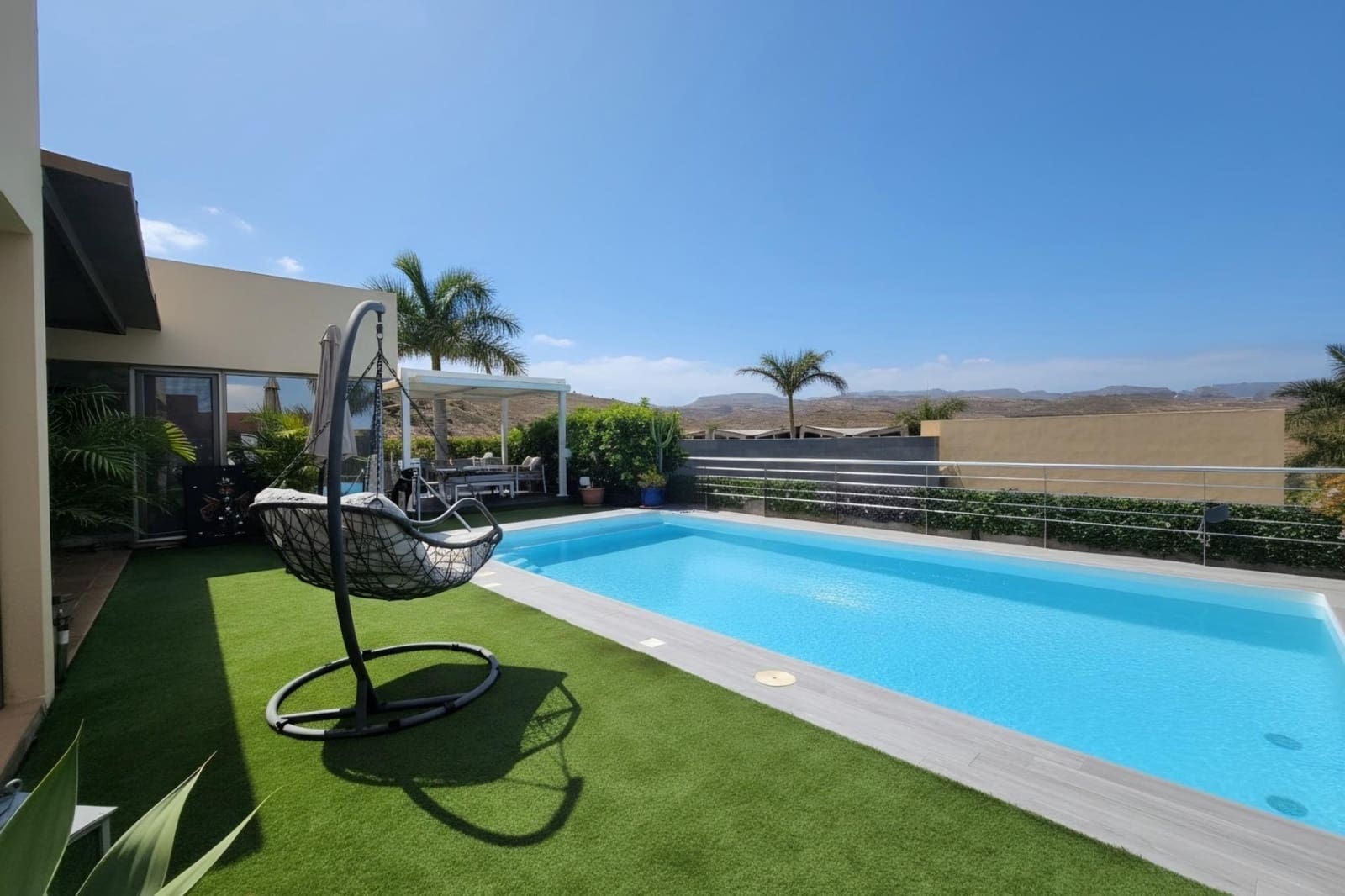 2 soverom Bungalow til salgs i Salobre Golf med svømmebasseng - € 729 000 (Ref: 9062330)