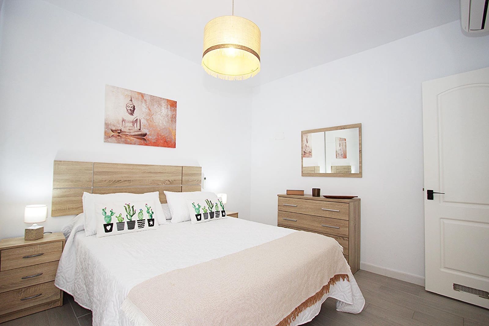 3 soverom Villa til salgs i Sonneland med svømmebasseng - € 869 000 (Ref: 9081486)