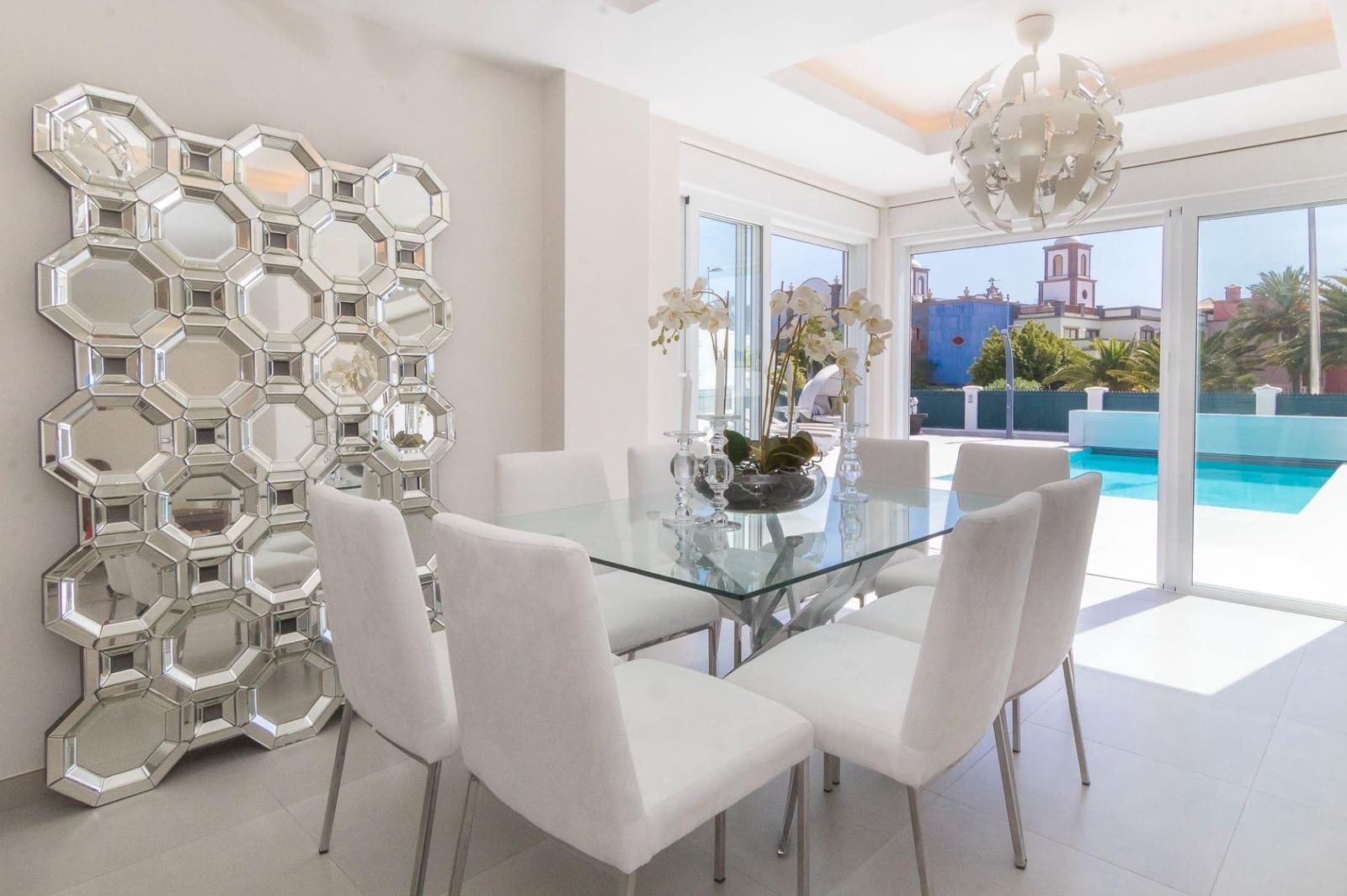 5 soveværelse Villa til salg i San Bartolome de Tirajana med swimmingpool garage - € 2.800.000 (Ref: 9272604)