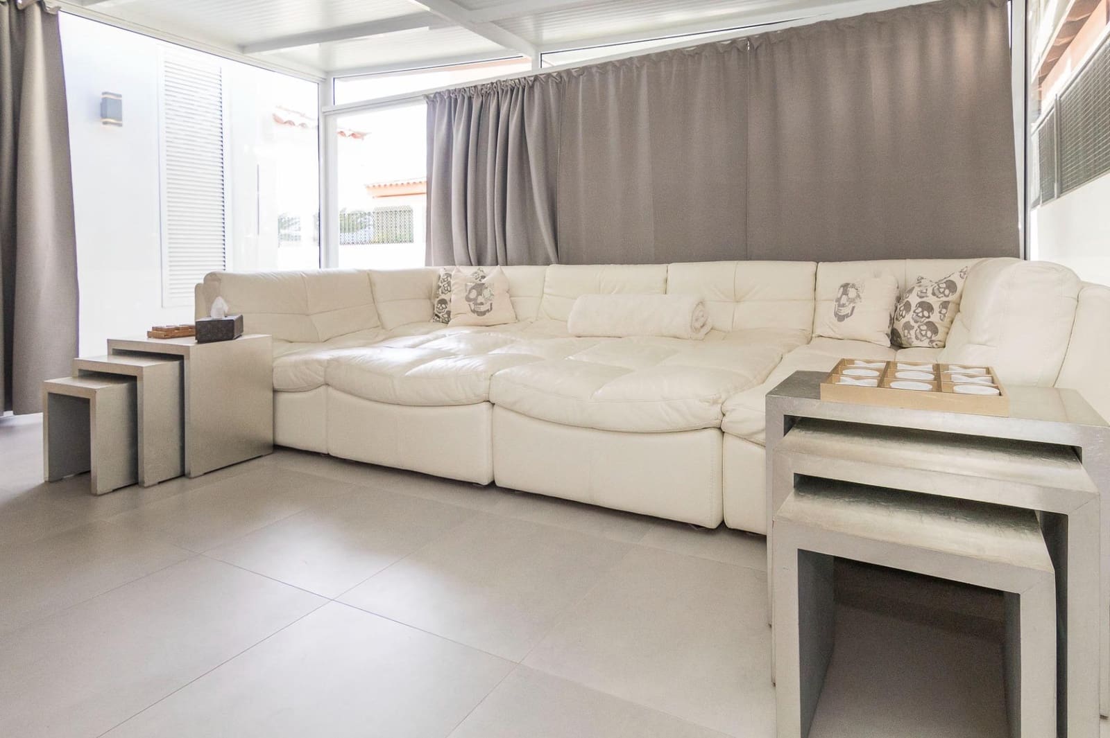 5 soveværelse Villa til salg i San Bartolome de Tirajana med swimmingpool garage - € 2.800.000 (Ref: 9272604)